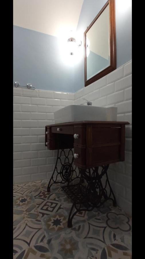 Vintage House Apartment Catania Bagian luar foto